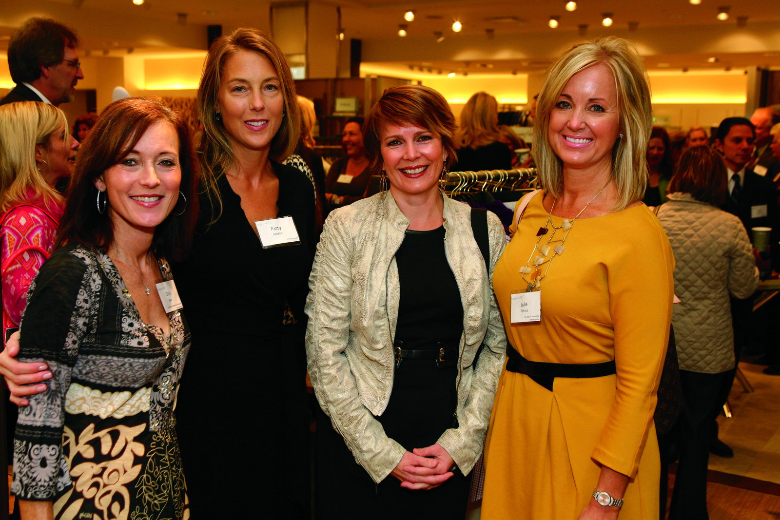 Hopelink Luncheon Leadership Committee Member Chris Bear, Patty Jordan, Becky Ryals, and Luncheon Chairwoman Julie Patrick