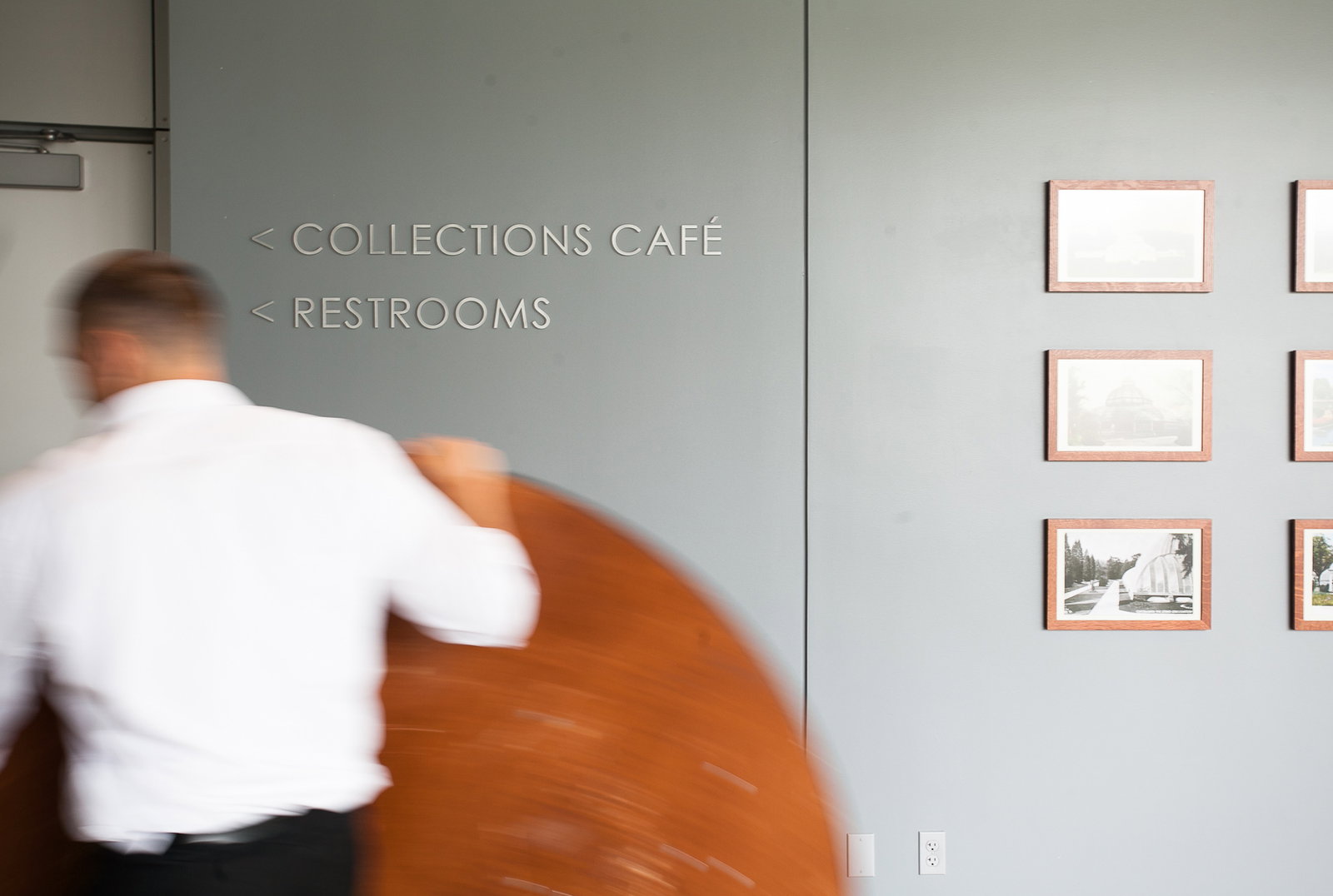 Collections Cafe is open to exhibit goers and passersby alike. Hours are Sun–Thu 11–9; Fri & Sat 11–10.