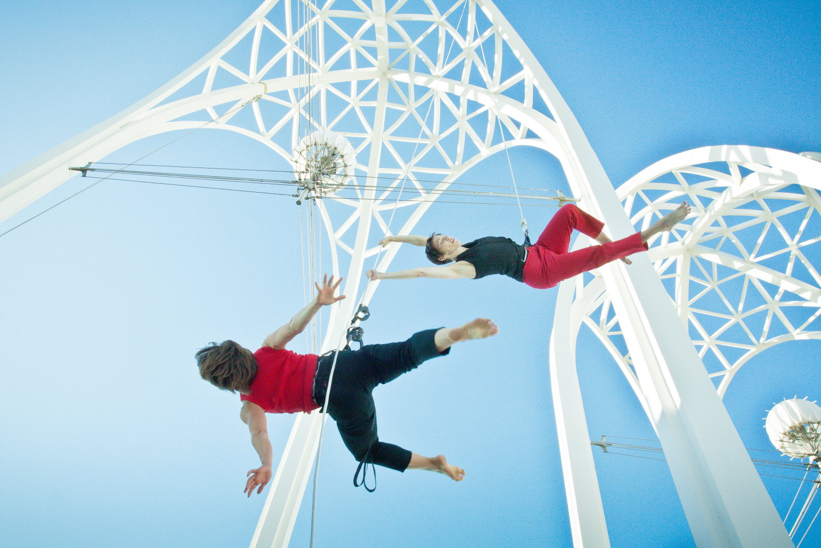 Performance by Bandaloop