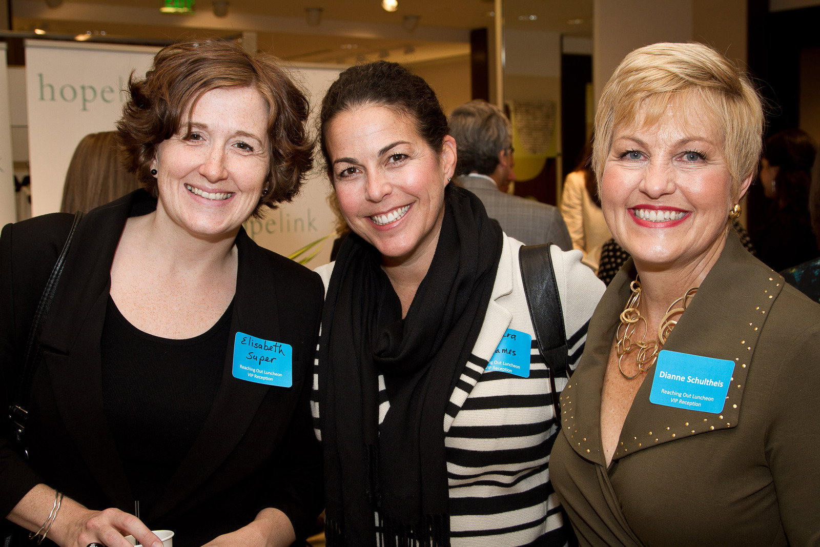 Elisabeth Super, Barbara James, Dianne Schultheis