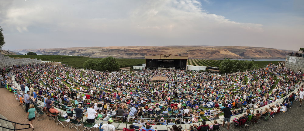 Maryhill concert panorama1 zrmrwy